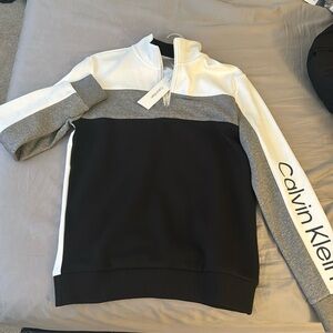 Calvin Klein White Sweater (S)